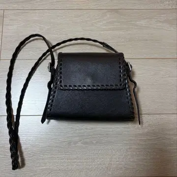 AMERI 블랙 천연 가죽 숄더백 뜨개질 디자인