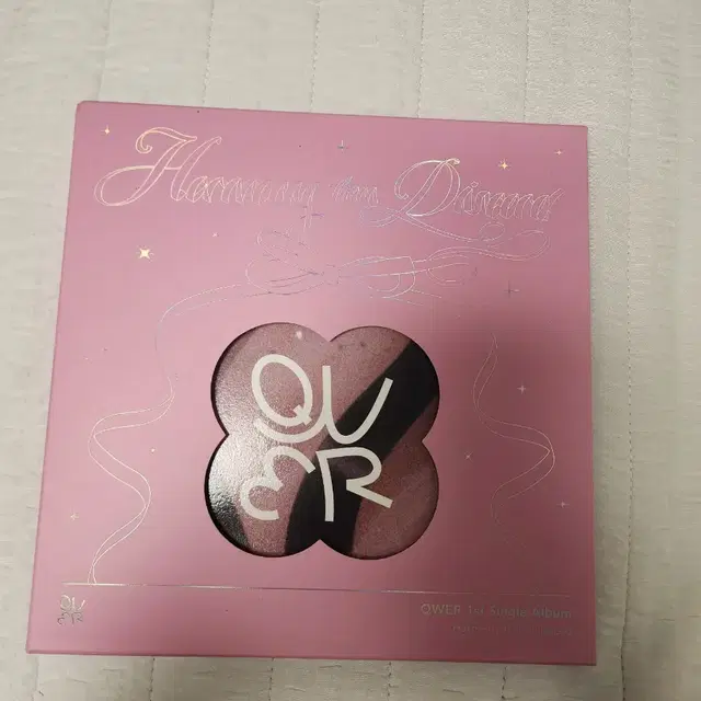 QWER 1st 싱글 앨범 Harmony from Discord