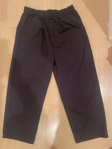 cavariA 블랙 엔리본 와이드 팬츠