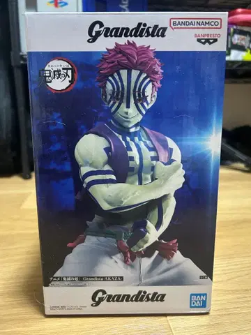 아카자 그란디스타 Grandista - AKAZA