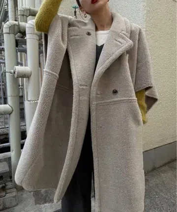 Ameri Vintage 리버서블 보아 판초 코트