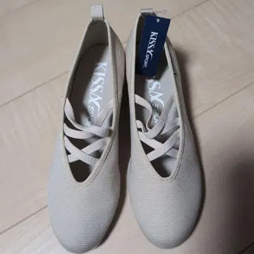 [택 포함 새상품] KISSA SPORT 키사스포츠 발레 슈즈 베이지