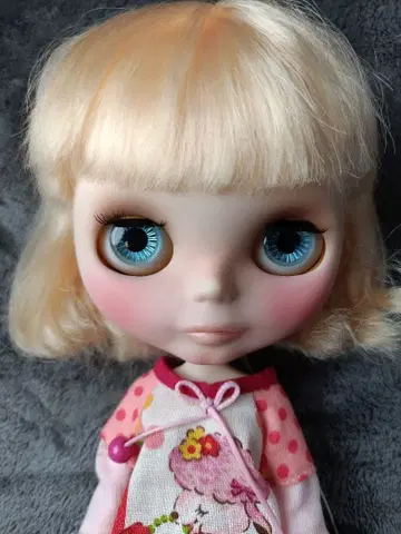 커스텀 브라이스 굿디 걸 고고 작가님