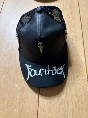 Fourth3ex 트래커 캡 블랙