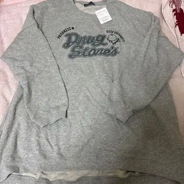 드럭 스토어즈 트레이닝복