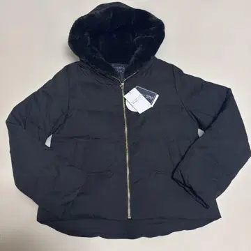 미사용 새상품 마블왈츠 다운 자켓 숏 기장 후드 보아 M 사이즈