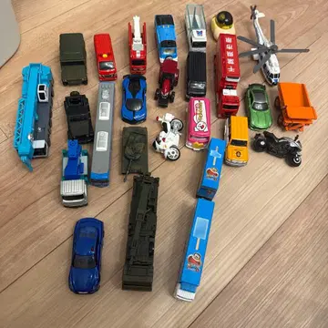 토미카 묶음 판매 25대 3