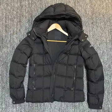 TATRAS 블랙 다운 자켓