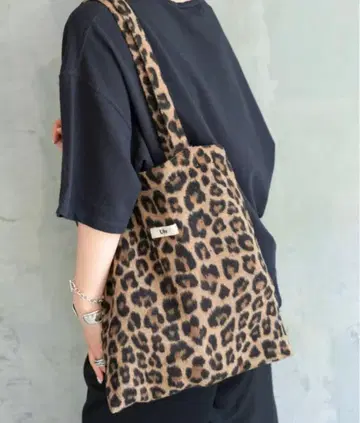 Spick & Span 별주 Uhr 우아 토트백 레오파드