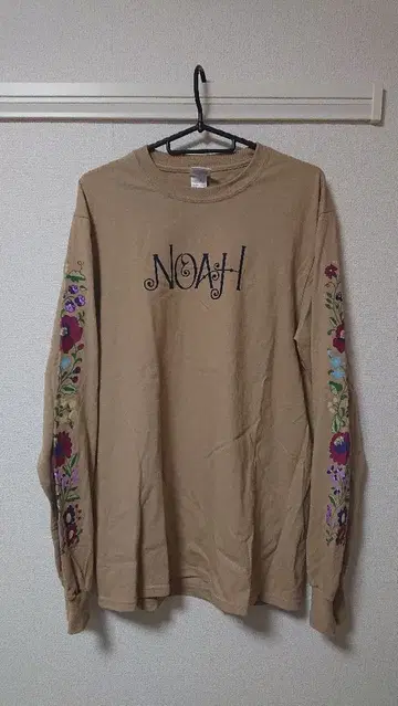 NOAH (노아) L/S LOGO&FLOWER PRINT T-SHIRT