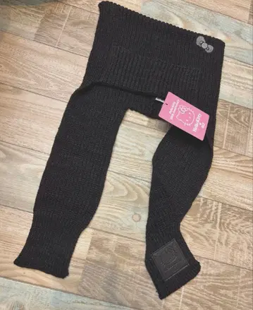 새상품 완판템 헬로키티 슬라이 캣 비니 고양이 귀 니트 모자