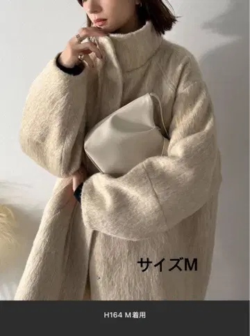 새상품 classicalel MIX 샤기 스탠드 넥 코쿤 슬리브 코트