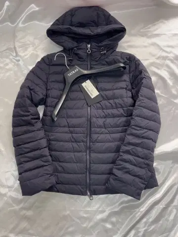 택 포함 새상품 타트라스 TATRAS HAAV 하브 다운 자켓 네이비 3