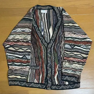 COOGI 3D 니트 가디건