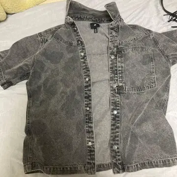 그레이 데님 숏슬리브 자켓