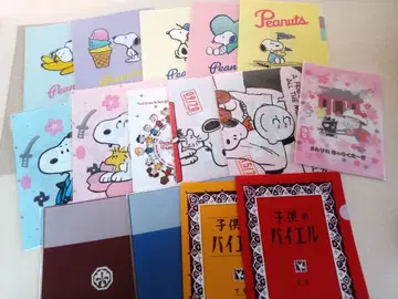 (4829) 새상품 Peanuts 스누피 외 클리어 파일 18장 세트
