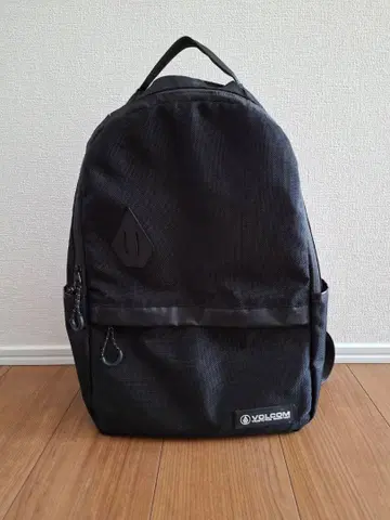 VOLCOM 블랙 럭색/백팩 25L 27L 30L