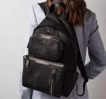 Anya Hindmarch 블랙 백팩 대용량 여행 가방