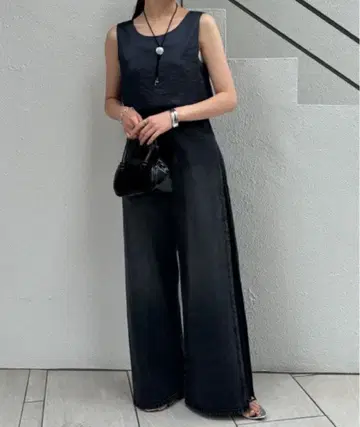 Q.anos 큐어노스 사이드턱 데님 와이드 팬츠 사이즈 1