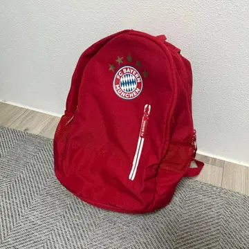 FC 바이에른 뮌헨 백팩 빨간색