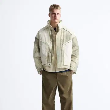 Zara 다운 자켓 화이트/그레이 그라데이션 techno