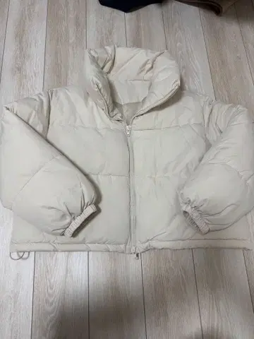 RETLO GILI 후드 부착 크림색 다운 자켓