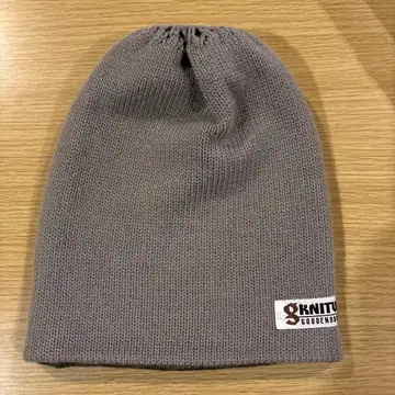 GOOD ENOUGH 리버서블 비니