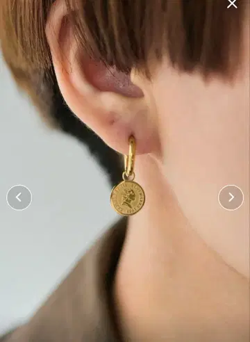 골드 코인형 후프 귀걸이