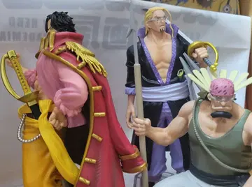 로저 제일복권 피규어 세트