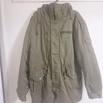 DIAGONAL ARROW 모즈 코트