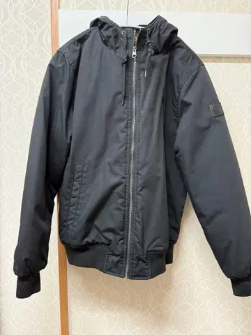 ELEMENT 블랙 다운 자켓