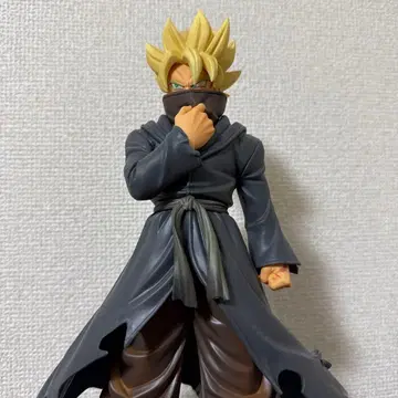 드래곤볼 피규어 금발 캐릭터