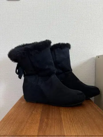 퍼 장식 웨지힐 부츠 어그 부츠 퍼 부츠 여성용 부츠