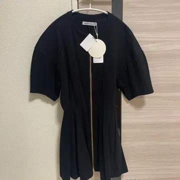 블랙 지퍼 상의