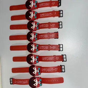 유안 군 손목시계