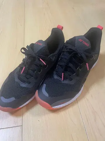 YONEX 테니스화 블랙/오렌지