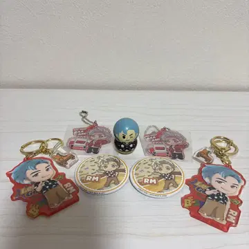 BTS RM 키링 캔뱃지 쿠너트 세트
