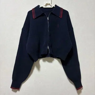 팁탑 네이비 더블 지퍼 니트탑