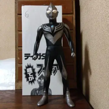 티가 다크 초거대 피규어 울트라맨 티가