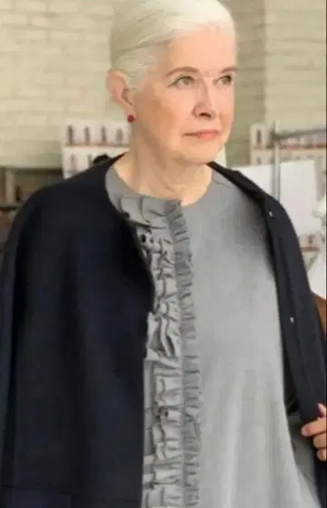 Drawer 드로어 코튼 트윌 프론트 프릴 원피스 36