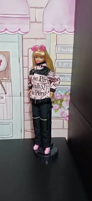 바비 스키웨어 ellesse 콜라보