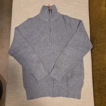 TOMMY HILFIGER 집업 니트