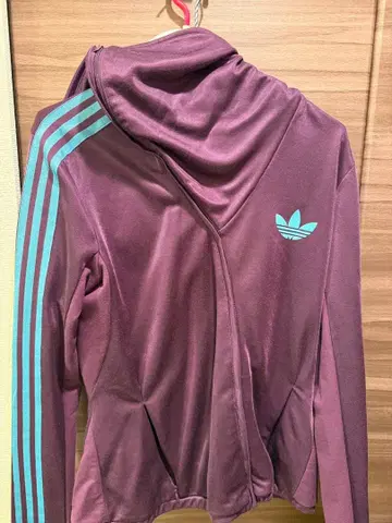adidas 후드 부착 퍼플 저지 40
