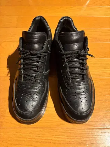 hender scheme mip 22 Vibram 밑창 부착