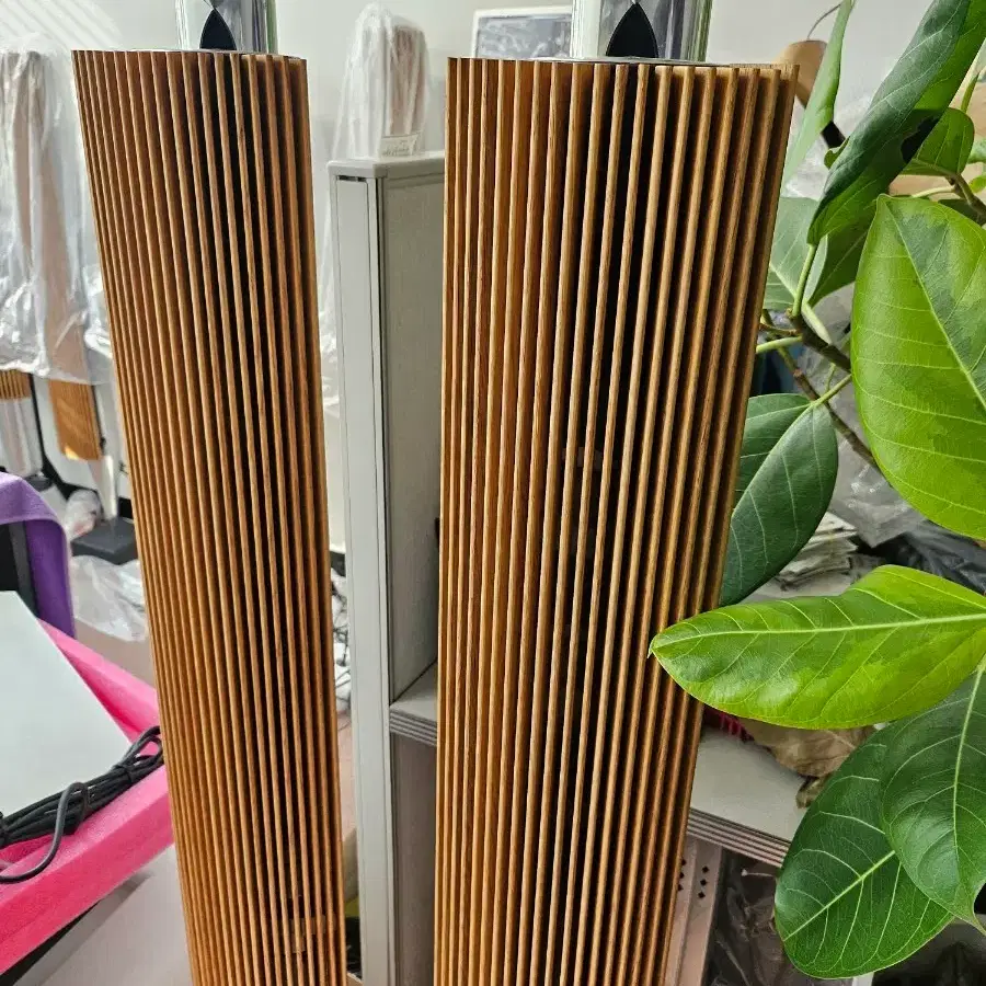 Bang &amp; Olufsen Beolab 18 speaker, mint condition, top tier