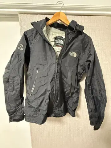 The North Face 블랙 마운틴 파카 L