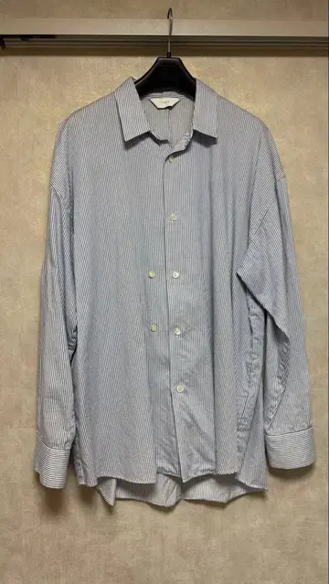 THEE 스트라이프 리듬 셔츠