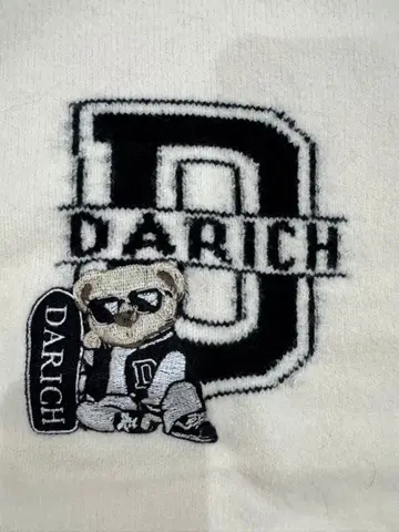 다리치 베어 스웨터