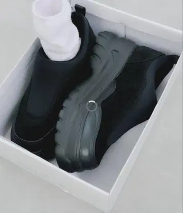 CIAOPANIC TYPY 스웨이드 조 볼륨 슬립온