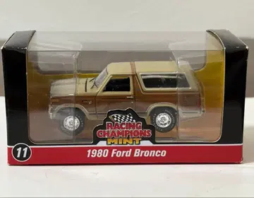 Racing Champions Mint 1980 Ford Bronco
